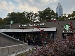 -星巴克(西藏路店)