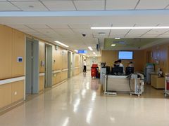 -北京市海淀医院-停车场