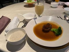 古法鲍汁扣鲜鲍鱼皇-皇朝会.经典传统粤菜(外滩店)