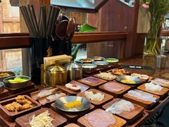 -银米·云南传统过桥米线(双廊黑金冠店)
