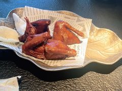 -蝴蝶里·粤菜·点心(滨江龙湖店)