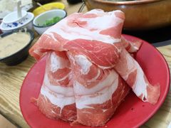 -洞庭洲·防空洞火锅·铜锅涮肉·烧烤(新百广场店)