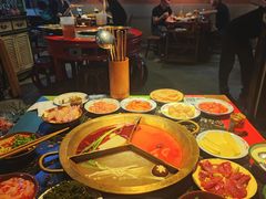 -叁口煮市井老火锅(春熙路店)