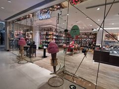 -VENCHI 闻绮(北京国贸商城店)