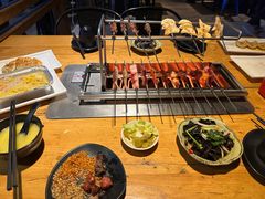 会自己转的烧烤炉-悦屋老板娘的烤肉店(紫薇田园店)