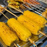 华店附近这家铜锅涮肉里面的烧烤也好好吃啊！ 