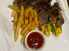 -40+精酿啤酒俱乐部(国投财富广场店)