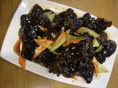 -山妹子铁锅炖