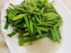 清炒水芹-溱湖八鲜菜馆
