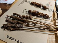 -东大桥小国抻面烧烤(长通路店)