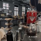 西安探店+看展｜超好出片的工厂风咖啡店