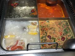-海底捞火锅鲜切牛肉主题店(长寿路店)