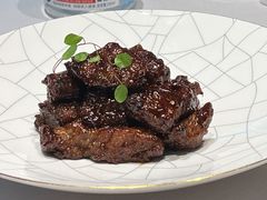 沪市牛肉粒-屋里厢上海菜馆