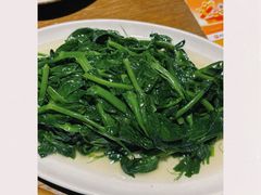 清炒豌豆尖-懒人盐府人家(安贞店)