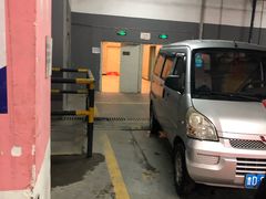 -松江万达广场-停车场