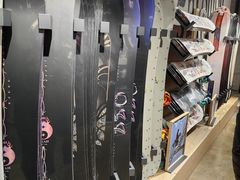 -4+2肆加贰雪具库(上庄店)