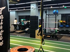 -Freedom Fitness私教健身俱乐部(徐虹北路店)