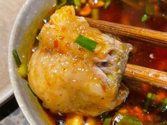 -肖肖酸萝卜鱼火锅(总店)