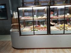 面包甜点陈列柜-奈雪的茶(大梅沙8号仓店)