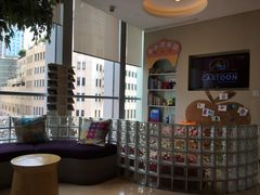 -瑞尔齿科(南京东路名人诊所)