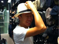 -H&M(鹏欣水游城店)