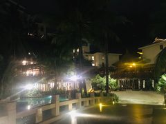 -三亚亚龙湾雅高美爵酒店