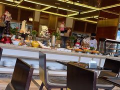 -大中华希尔顿酒店-念自助餐·嗨啤·小龙虾