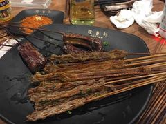 -陈员外正宗夹江烧烤(广福路店)