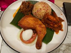 -关夫人餐厅(阳光广场店)