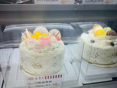-红宝石·鲜奶小方·海派西点房(金杨店)