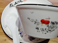 -山河屯铁锅炖(哈西站店)