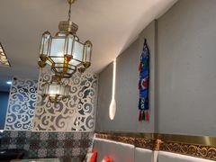 -欧提汗·新疆餐厅·清真(银都路店)