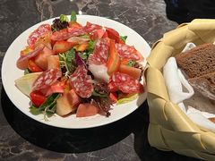 -LESCEDARS Brasserie Bistro香柏树