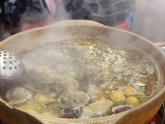-广味炭炉鸡煲(宝业路分店)