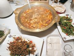 -鑫郭氏·南昌20年大排档·小龙虾羊蝎子(潮阳里店)