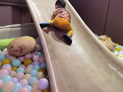 -水桶王国主题餐厅·聚会·生日派对·亲子活动·家庭套餐(亚龙湾希尔顿店)