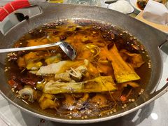 -鑫巴蜀小镇 · 水煮鱼专研店(玉桥店)