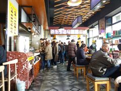 大堂-京穆兰兰州牛肉面·清真(中川机场店)