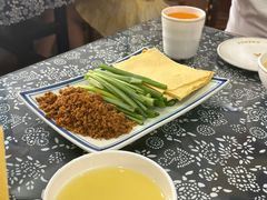 -八两八金·莱芜特色炒鸡(市南漳浦路店)