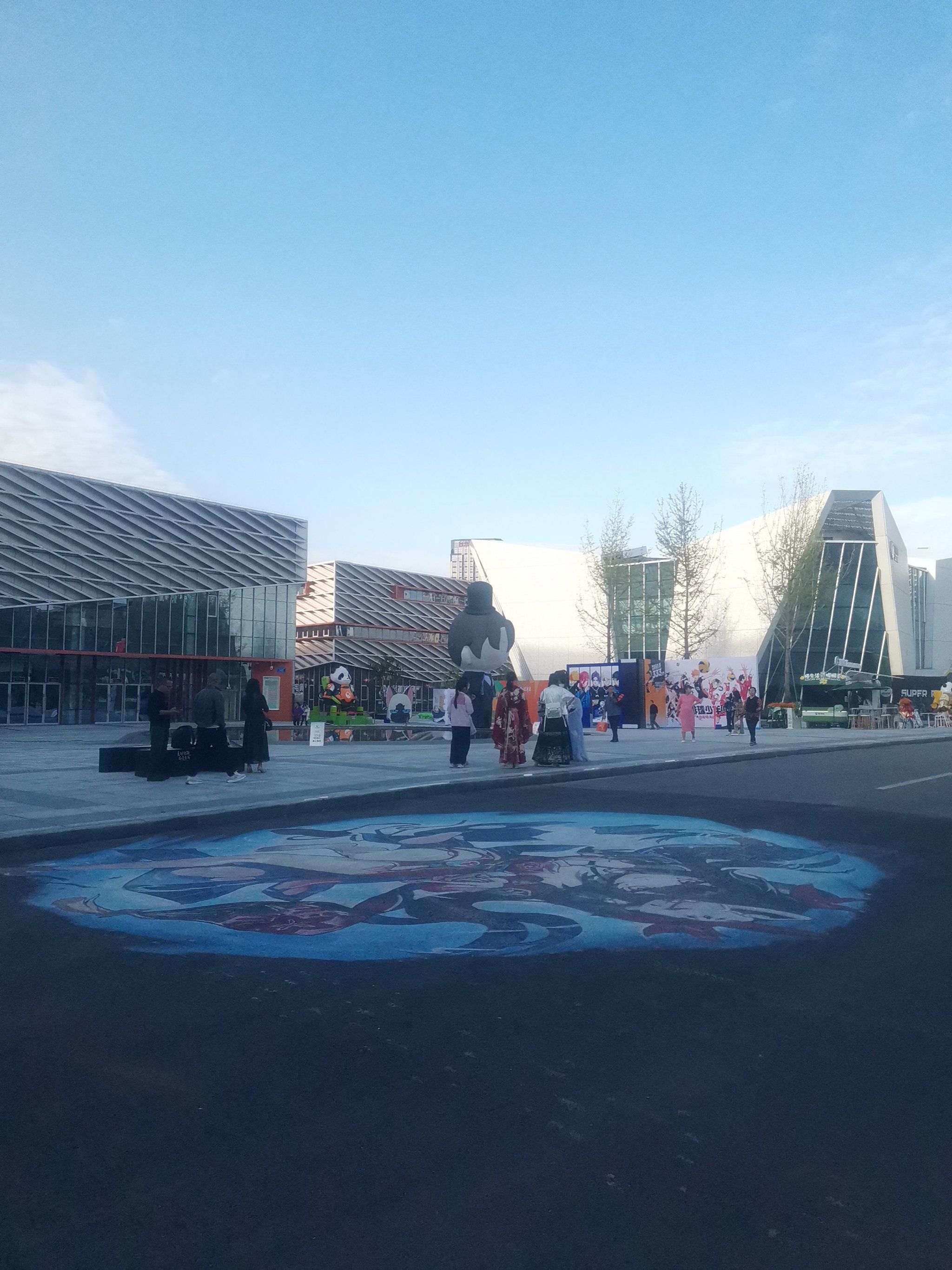 城

应该是国庆开园,在昭觉寺和动物园旁边,是成都唯一一个动漫