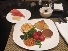 -青岛富力艾美酒店