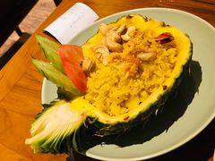菠萝海鲜炒饭-mango tree芒果树泰国餐厅(青岛万象城店)
