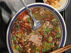 -云阿蛮云南生烫牛肉米线(奉贤路店)