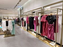 -URBAN REVIVO(佛山南海万达广场店)