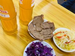 -马德元纯汤牛肉面(太奥广场店)