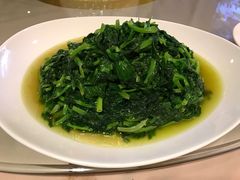 -TRIPLE 8 China Bar & Grill