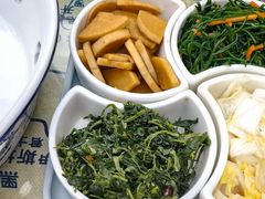 -壹阁胡羊焖饼(特色小吃街店)