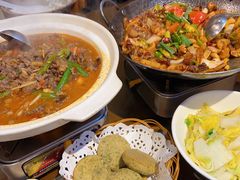 -富正毅三下锅·湘西韵味(天门山索道店)