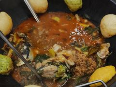 -丹水桥地锅鱼·翘嘴鲌·地方特色全鱼宴(丹江口大坝店)
