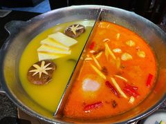 -湊湊火锅·茶憩(新中关购物中心店)